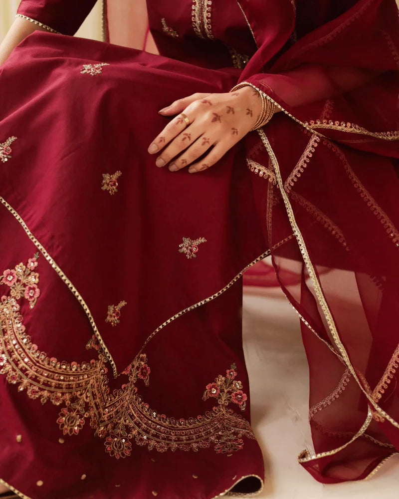 Maroon Majesty